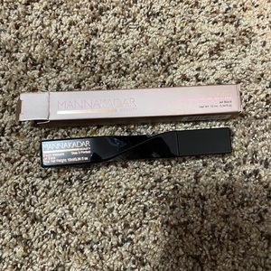 Mannakadar beauty mascara